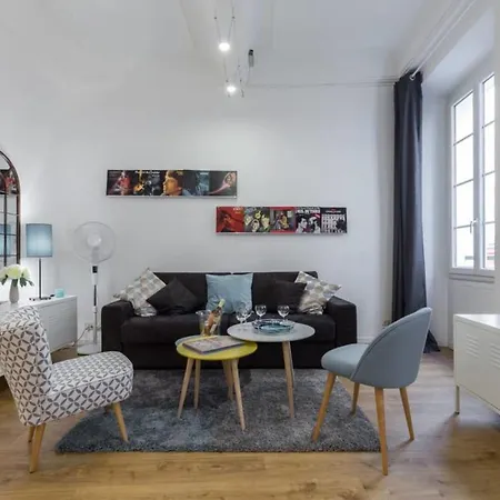 Large One Bedroom Flat In The Old Town * ニース