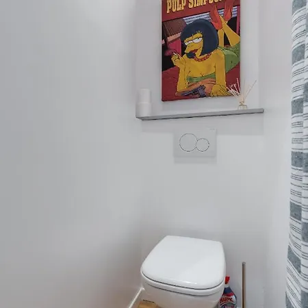 Large One Bedroom Flat In The Old Town